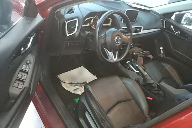 Used Mazda 3 Axela 2016 Sedan 1.5L Automatic Luxury Model Driver Seat