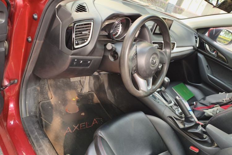 Used Mazda 3 Axela 2016 Hatchback 1.5L Automatic Luxury Model Driver Seat