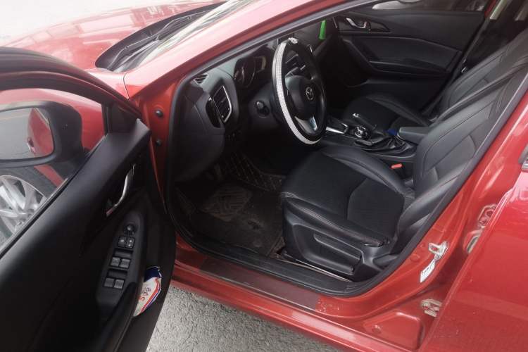 Used Mazda 3 Axela 2016 Sedan 1.5L Automatic Luxury Model Driver Seat