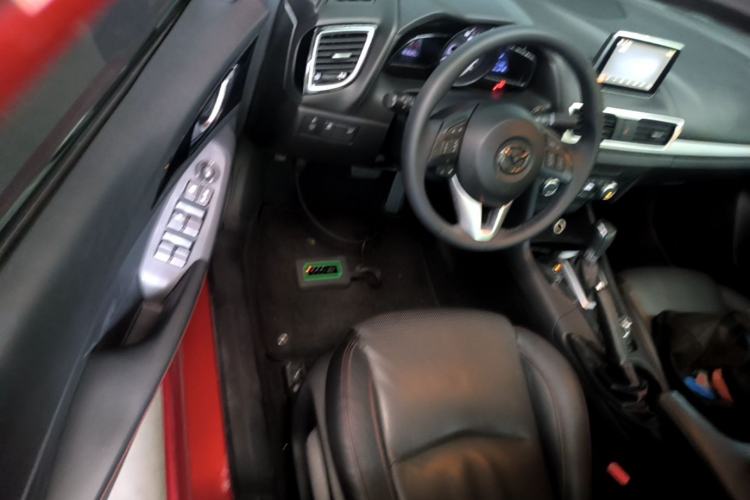 Used Mazda 3 Axela 2016 Sedan 2.0L Automatic Sport Model Driver Seat