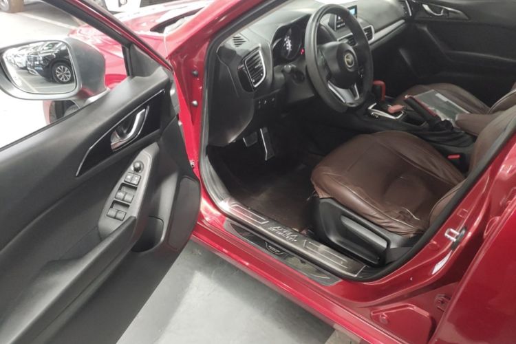 Used Mazda 3 Axela 2016 Sedan 1.5L Automatic Comfort Model Driver Seat