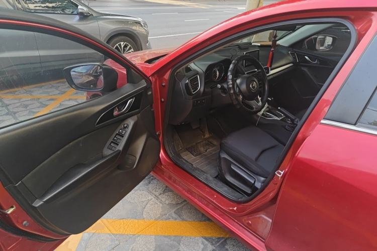 Used Mazda 3 Axela 2016 Sedan 1.5L Automatic Luxury Model Driver Seat