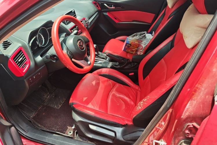 Used Mazda 3 Axela 2016 Sedan 1.5L Automatic Comfort Model Driver Seat