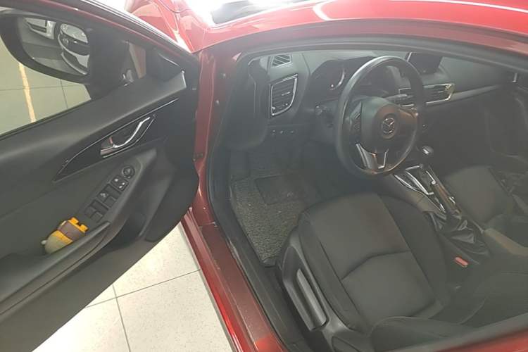 Used Mazda 3 Axela 2016 Hatchback 1.5L Automatic Luxury Model Driver Seat