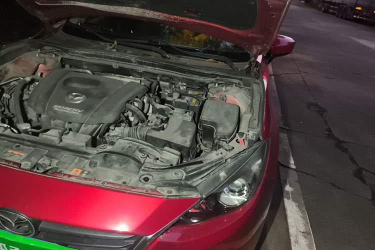 Used Mazda 3 Axela 2016 Sedan 1.5L Automatic Comfort Model Engine Bay Left