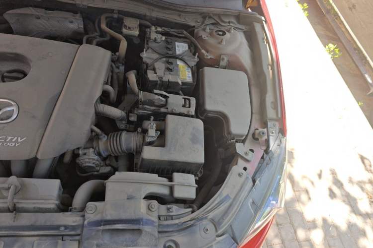 Used Mazda 3 Axela 2016 Sedan 1.5L Automatic Comfort Model Engine Bay Left
