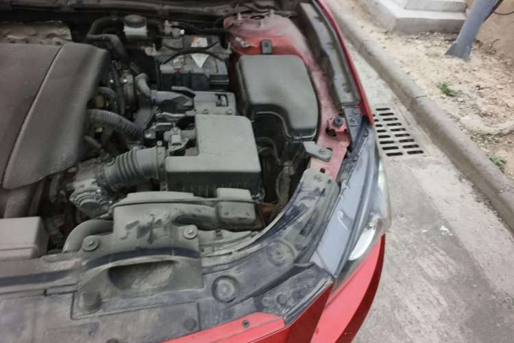 Used Mazda 3 Axela 2016 Sedan 1.5L Automatic Luxury Model Engine Bay Left