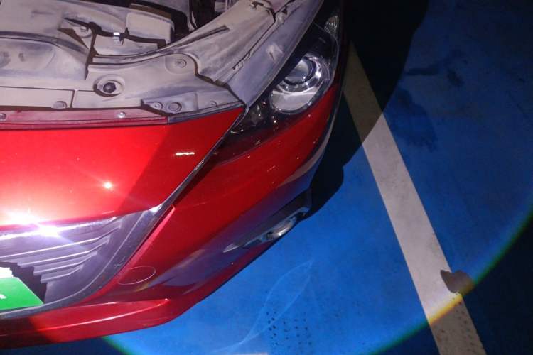 Used Mazda 3 Axela 2016 Hatchback 1.5L Automatic Luxury Model Engine Bay Left