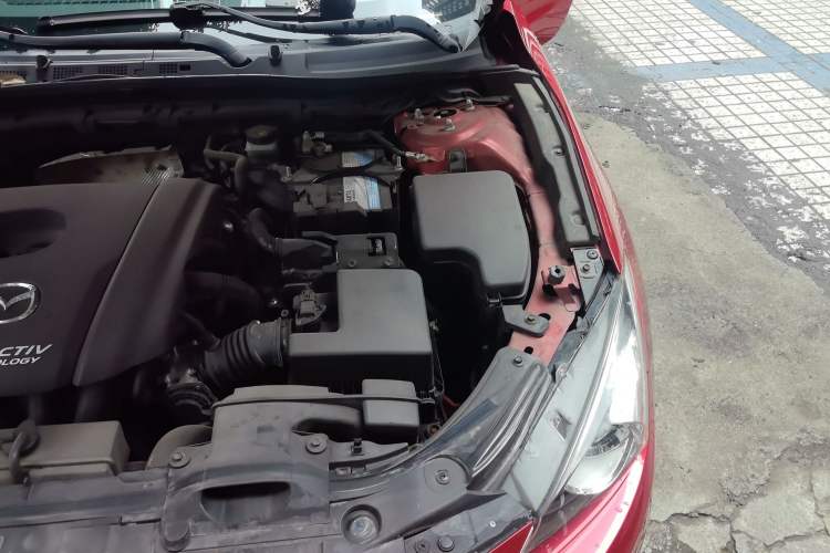 Used Mazda 3 Axela 2016 Sedan 1.5L Automatic Luxury Model Engine Bay Left