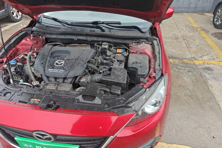 Used Mazda 3 Axela 2016 Sedan 1.5L Manual Luxury Model Engine Bay Left