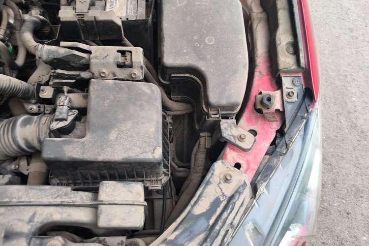Used Mazda 3 Axela 2016 Sedan 1.5L Automatic Luxury Model Engine Bay Left