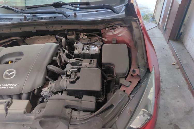 Used Mazda 3 Axela 2016 Hatchback 1.5L Automatic Comfort Model Engine Bay Left