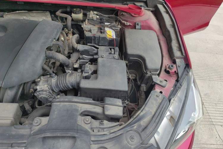 Used Mazda 3 Axela 2016 Hatchback 1.5L Automatic Comfort Model Engine Bay Left