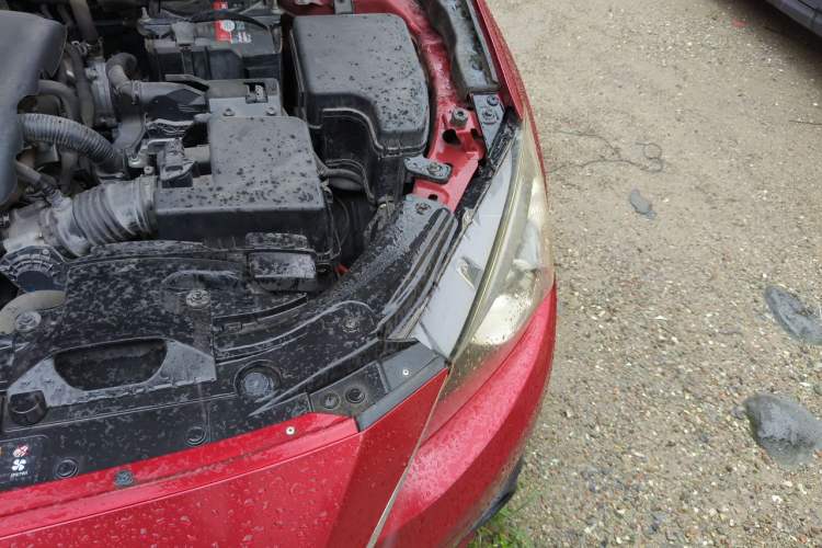 Used Mazda 3 Axela 2016 Sedan 1.5L Automatic Comfort Model Engine Bay Left