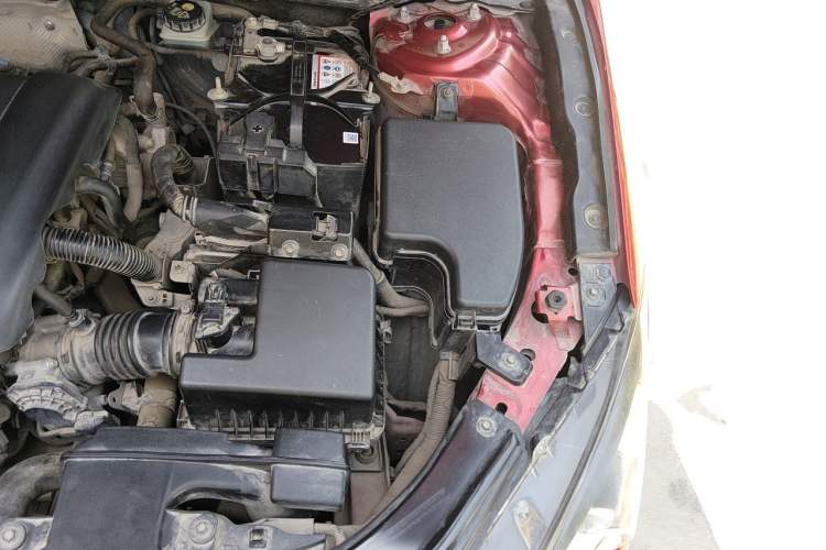 Used Mazda 3 Axela 2016 Sedan 1.5L Automatic Comfort Model Engine Bay Left