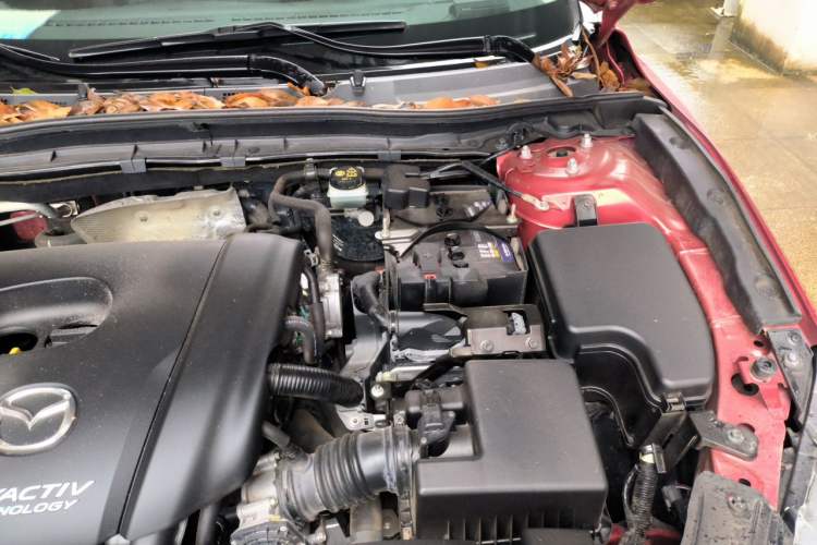 Used Mazda 3 Axela 2016 Sedan 1.5L Automatic Comfort Model Engine Bay Left
