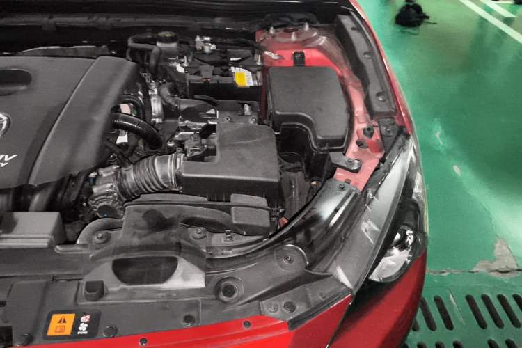 Used Mazda 3 Axela 2016 Sedan 1.5L Automatic Comfort Model Engine Bay Left