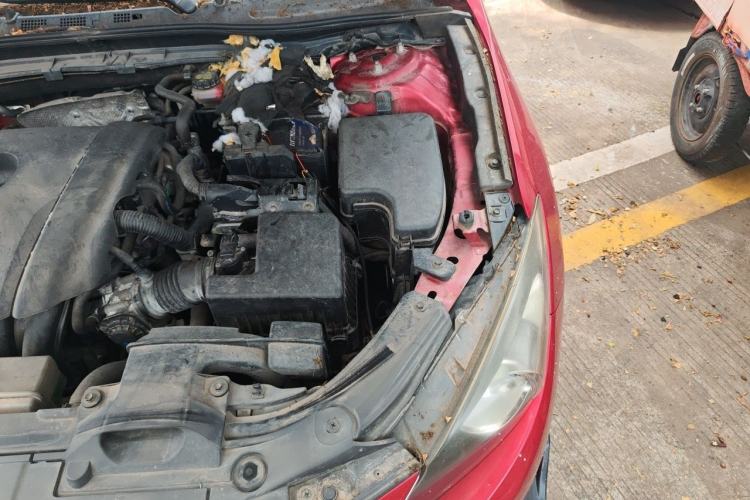 Used Mazda 3 Axela 2016 Sedan 1.5L Automatic Comfort Model Engine Bay Left