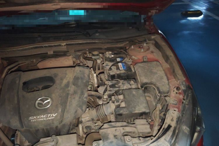 Used Mazda 3 Axela 2016 Sedan 1.5L Automatic Comfort Model Engine Bay Left