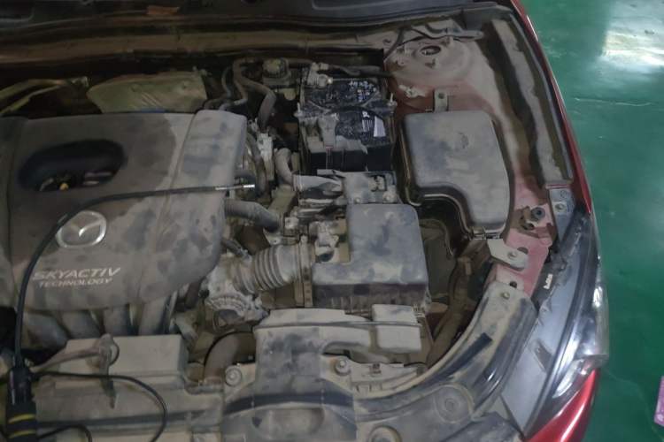 Used Mazda 3 Axela 2016 Sedan 1.5L Automatic Comfort Model Engine Bay Left