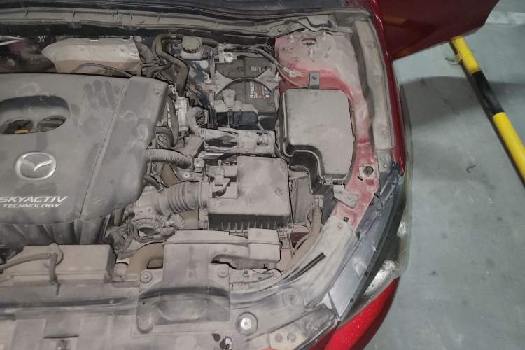Used Mazda 3 Axela 2016 Sedan 1.5L Automatic Luxury Model Engine Bay Left
