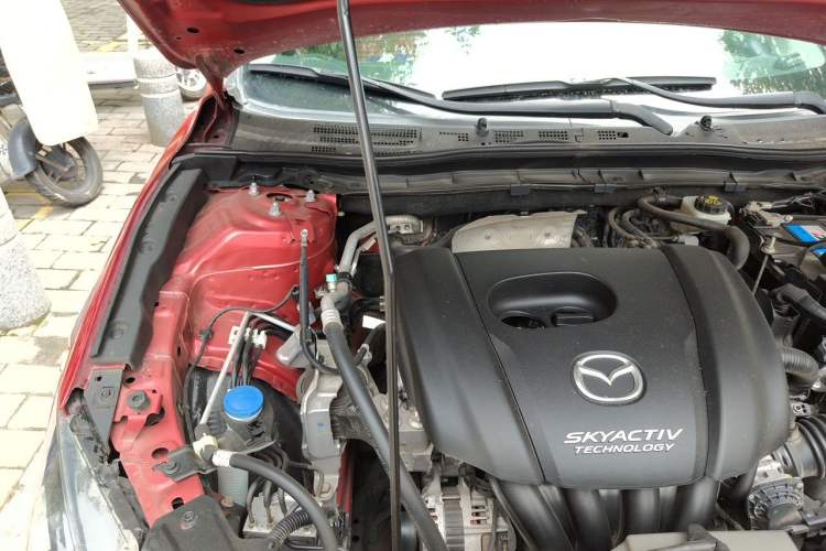 Used Mazda 3 Axela 2016 Sedan 1.5L Automatic Luxury Model Engine Bay Right