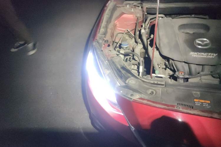 Used Mazda 3 Axela 2016 Hatchback 1.5L Automatic Luxury Model Engine Bay Right