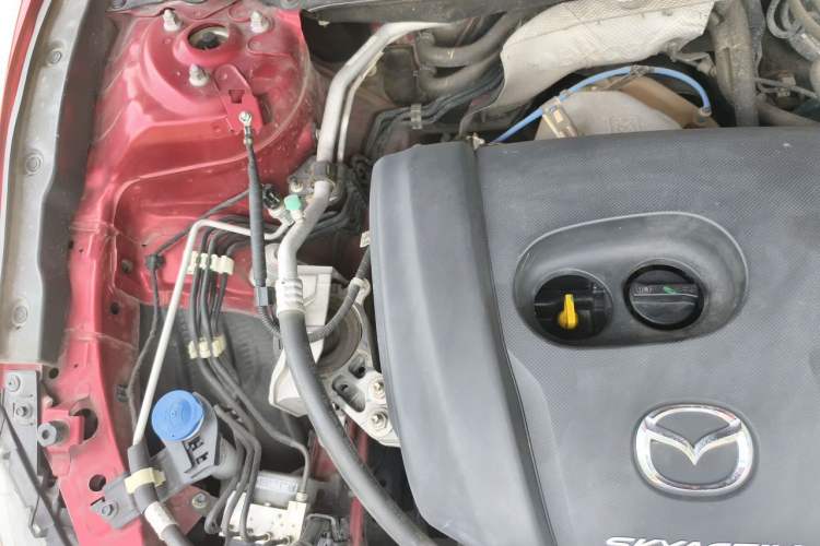 Used Mazda 3 Axela 2016 Sedan 1.5L Automatic Luxury Model Engine Bay Right
