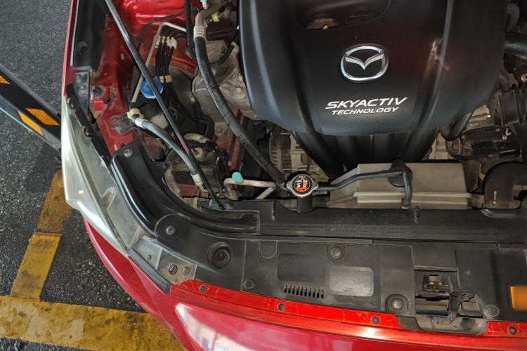 Used Mazda 3 Axela 2016 Sedan 1.5L Automatic Luxury Model Engine Bay Right