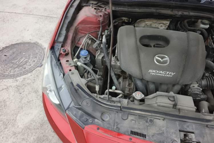 Used Mazda 3 Axela 2016 Sedan 1.5L Automatic Luxury Model Engine Bay Right