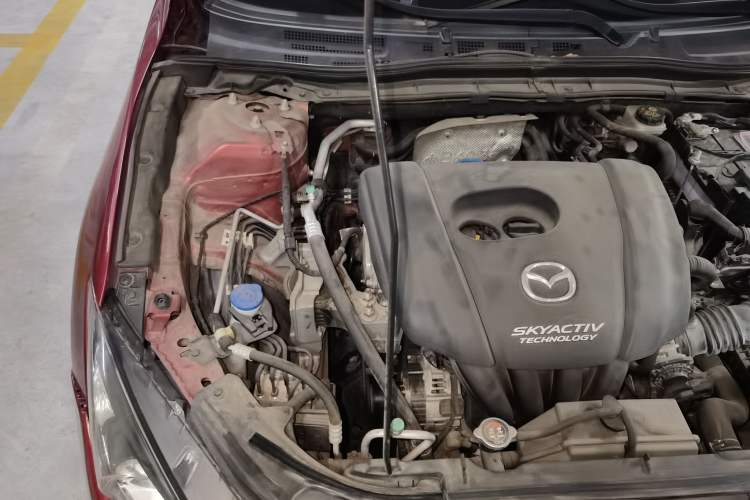 Used Mazda 3 Axela 2016 Sedan 1.5L Automatic Comfort Model Engine Bay Right