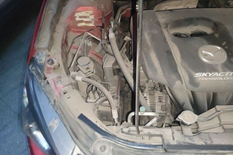 Used Mazda 3 Axela 2016 Sedan 1.5L Automatic Comfort Model Engine Bay Right