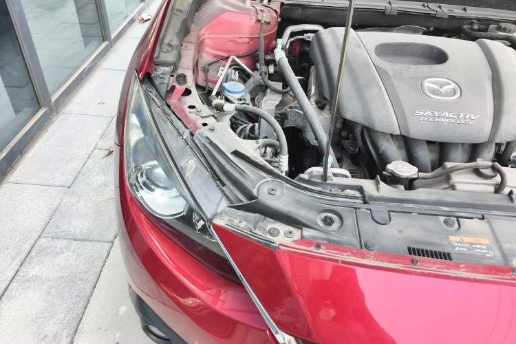 Used Mazda 3 Axela 2016 Sedan 1.5L Automatic Luxury Model Engine Bay Right