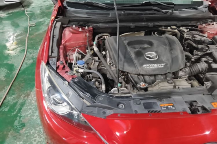 Used Mazda 3 Axela 2016 Sedan 1.5L Automatic Luxury Model Engine Bay Right