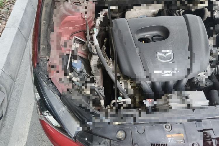Used Mazda 3 Axela 2016 Sedan 1.5L Automatic Comfort Model Engine Bay Right