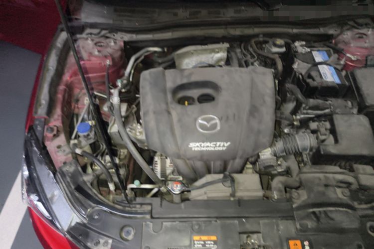 Used Mazda 3 Axela 2016 Sedan 1.5L Automatic Luxury Model Engine Bay Right