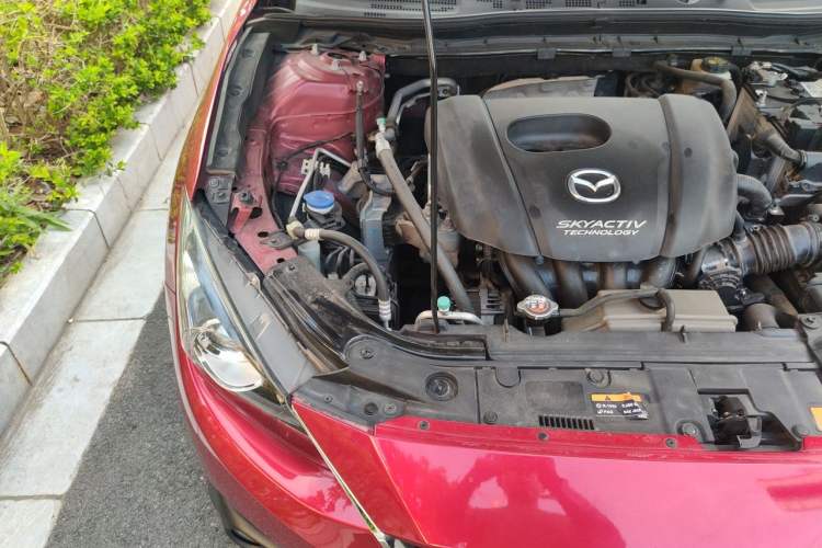 Used Mazda 3 Axela 2016 Sedan 1.5L Automatic Luxury Model Engine Bay Right
