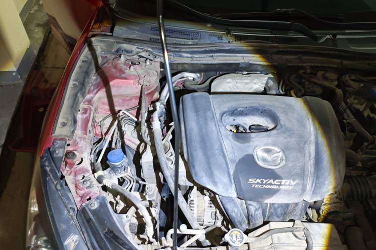 Used Mazda 3 Axela 2016 Sedan 1.5L Automatic Luxury Model Engine Bay Right