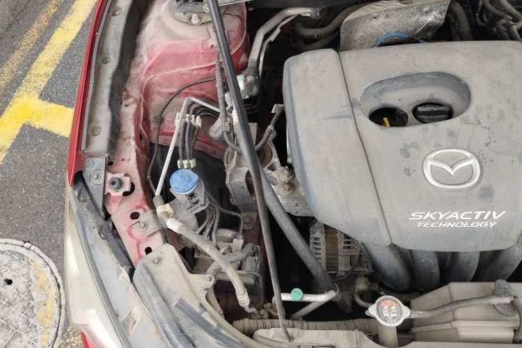 Used Mazda 3 Axela 2016 Sedan 1.5L Automatic Comfort Model Engine Bay Right