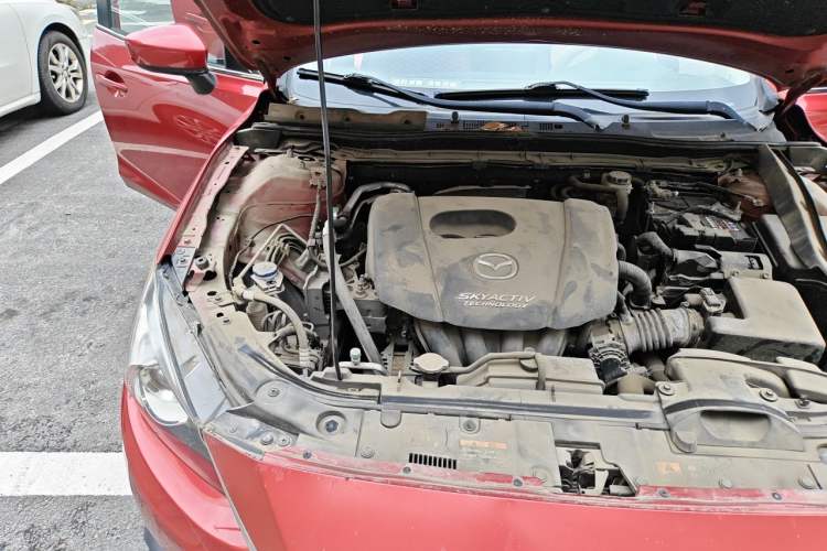Used Mazda 3 Axela 2016 Sedan 1.5L Automatic Luxury Model Engine Bay Right