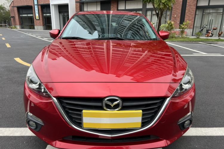 Used Mazda 3 Axela 2016 Sedan 1.5L Automatic Comfort Model Exterior 1