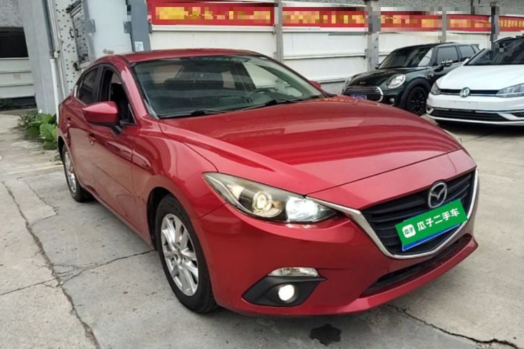 Used Mazda 3 Axela 2016 Sedan 1.5L Automatic Luxury Model Exterior 1