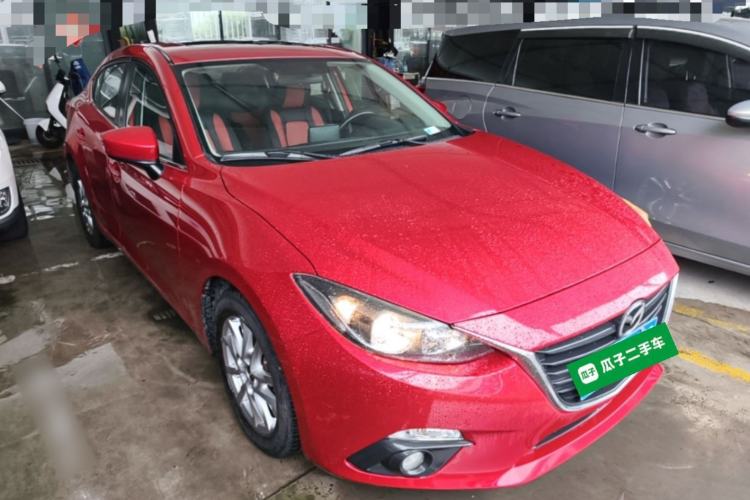 Used Mazda 3 Axela 2016 Sedan 1.5L Automatic Luxury Model Exterior 1