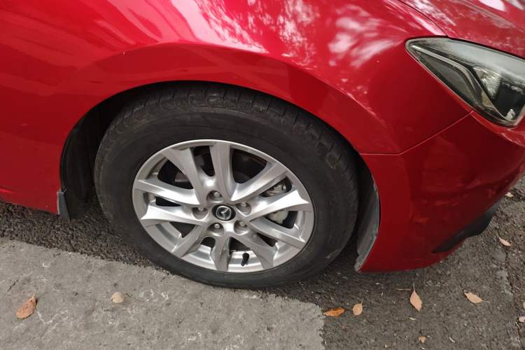 Used Mazda 3 Axela 2016 Sedan 1.5L Manual Comfort Model Exterior 1