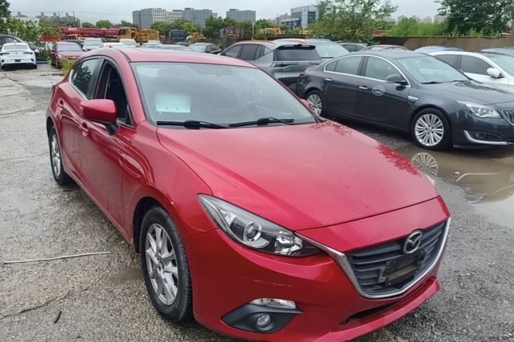 Used Mazda 3 Axela 2016 Hatchback 1.5L Automatic Luxury Model Exterior 1