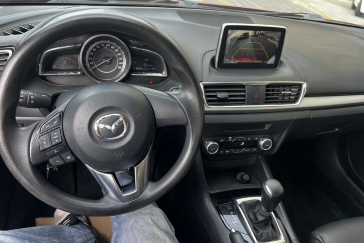Used Mazda 3 Axela 2016 Sedan 1.5L Automatic Luxury Model Exterior 11