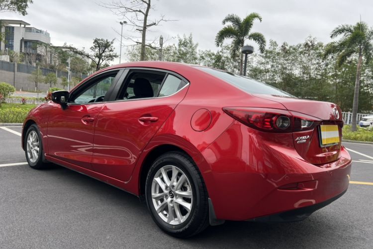 Used Mazda 3 Axela 2016 Sedan 1.5L Automatic Comfort Model Exterior 2