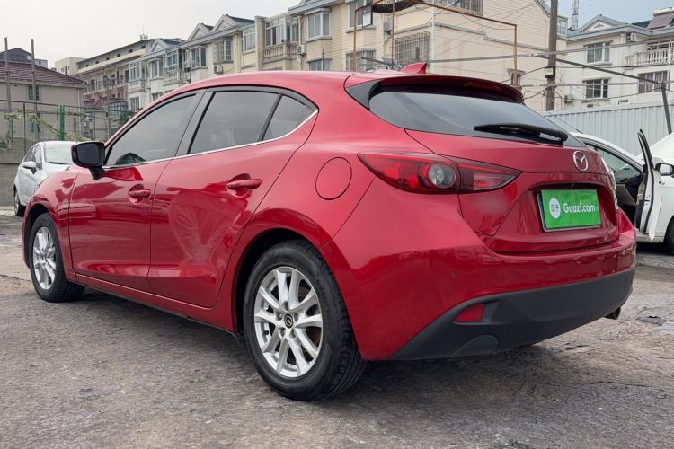 Used Mazda 3 Axela 2016 Hatchback 1.5L Automatic Luxury Model Exterior 2