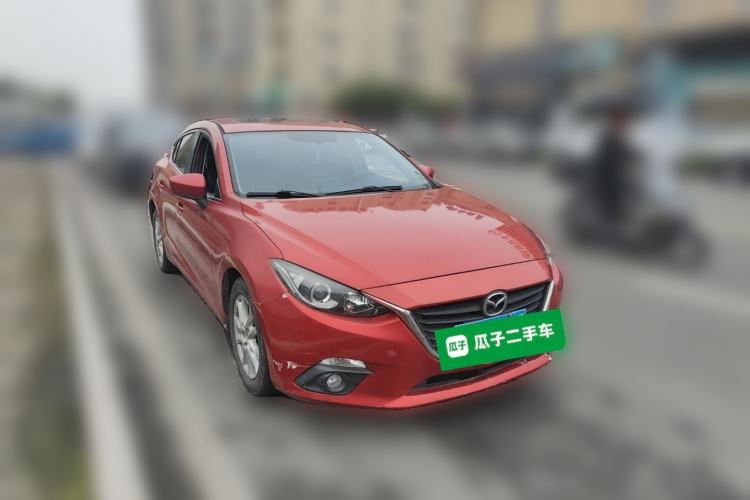 Used Mazda 3 Axela 2016 Sedan 1.5L Automatic Luxury Model Exterior 2