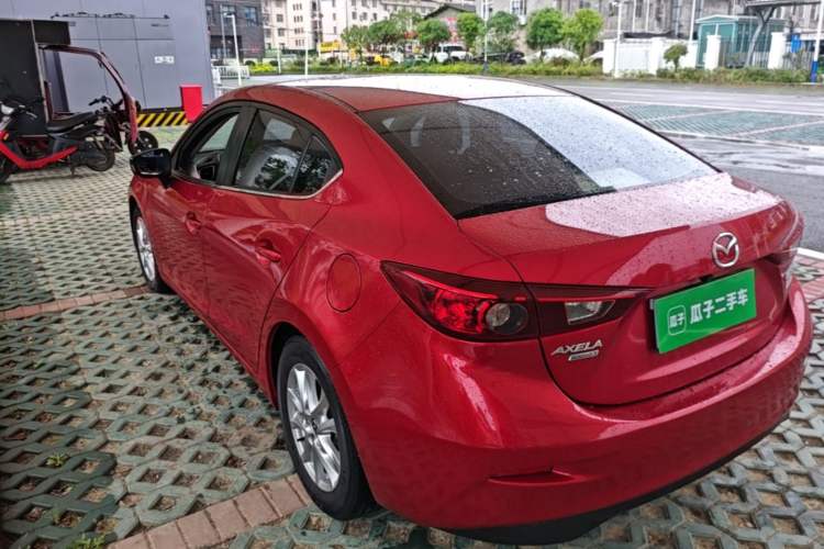 Used Mazda 3 Axela 2016 Sedan 1.5L Automatic Comfort Model Exterior 2